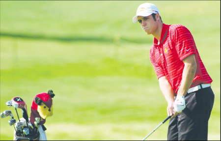 Men’s Golf: Junior Joe Brown makes a put at a recent tournament. The Bulldogs finished second at the NCAA-II Midwest Regional Tournament and are currently ranked 18th in the nation. Photo courtesy of Ferris State Athletics
