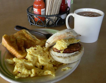 Unique Food: Ferris students are becoming creative with their food. Many students mix and match food from various Rock stations to create one delicious meal. Photo By: Angie Walukonis | Photographer Unique Food: Ferris students are becoming creative with their food. Many students mix and match food from various Rock stations to create one delicious meal. Photo By: Angie Walukonis | Photographer