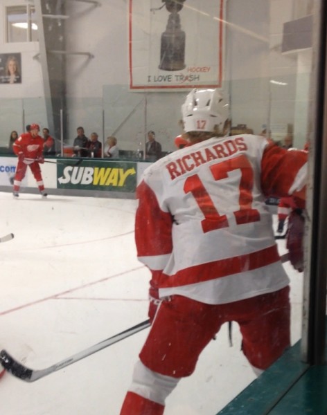 New acquisition from the Chicago Blackhawks Brad Richards suited up for the White team, and is developing chemistry on his new team.